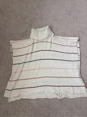 Turtleneck Stripe Knit Sweater Poncho Vest in Light Gray Size Medium Large M/L